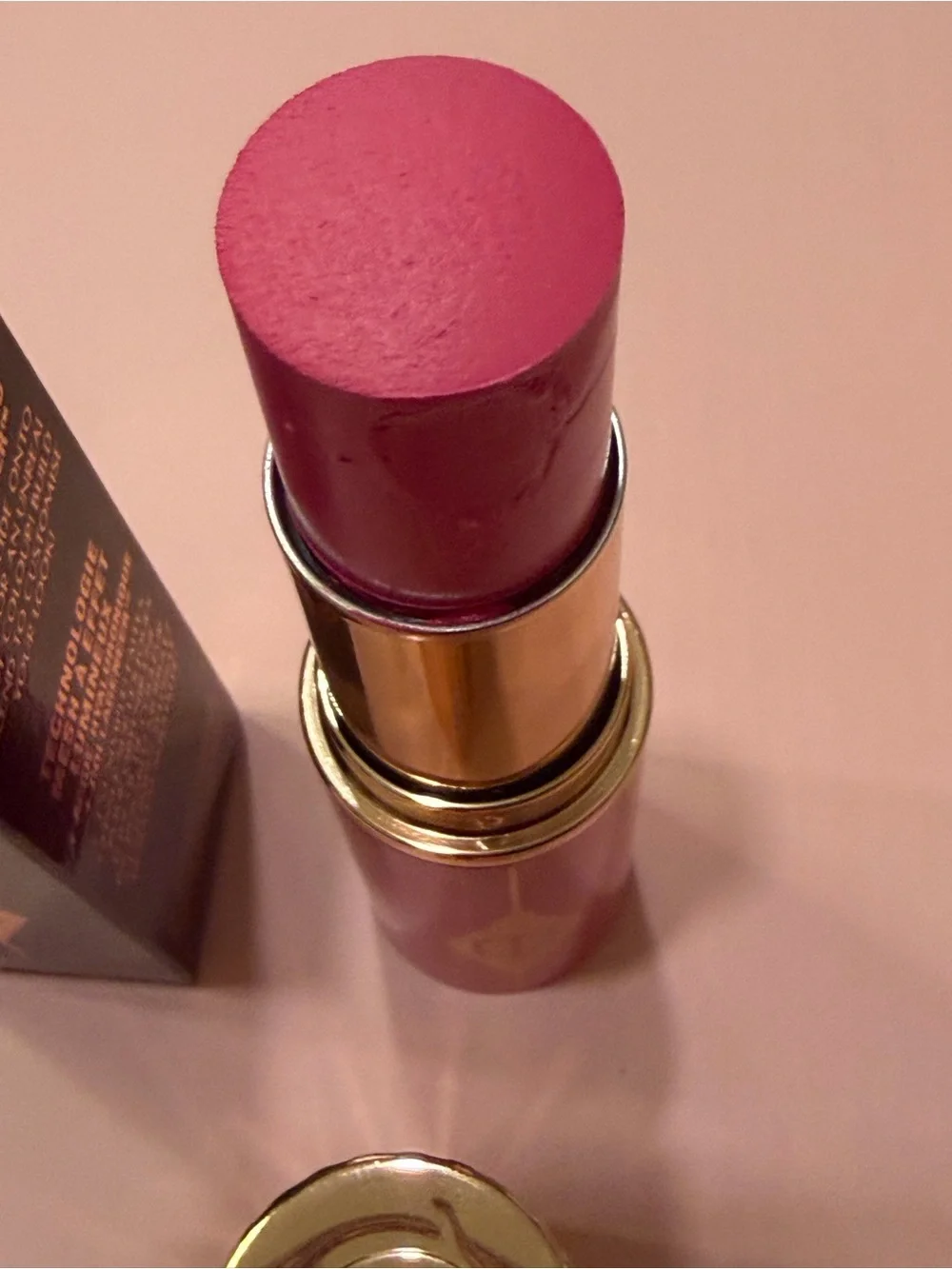 Charlotte Tilbury Unreal Blush Healthy Glow Stick - Pink Glow
